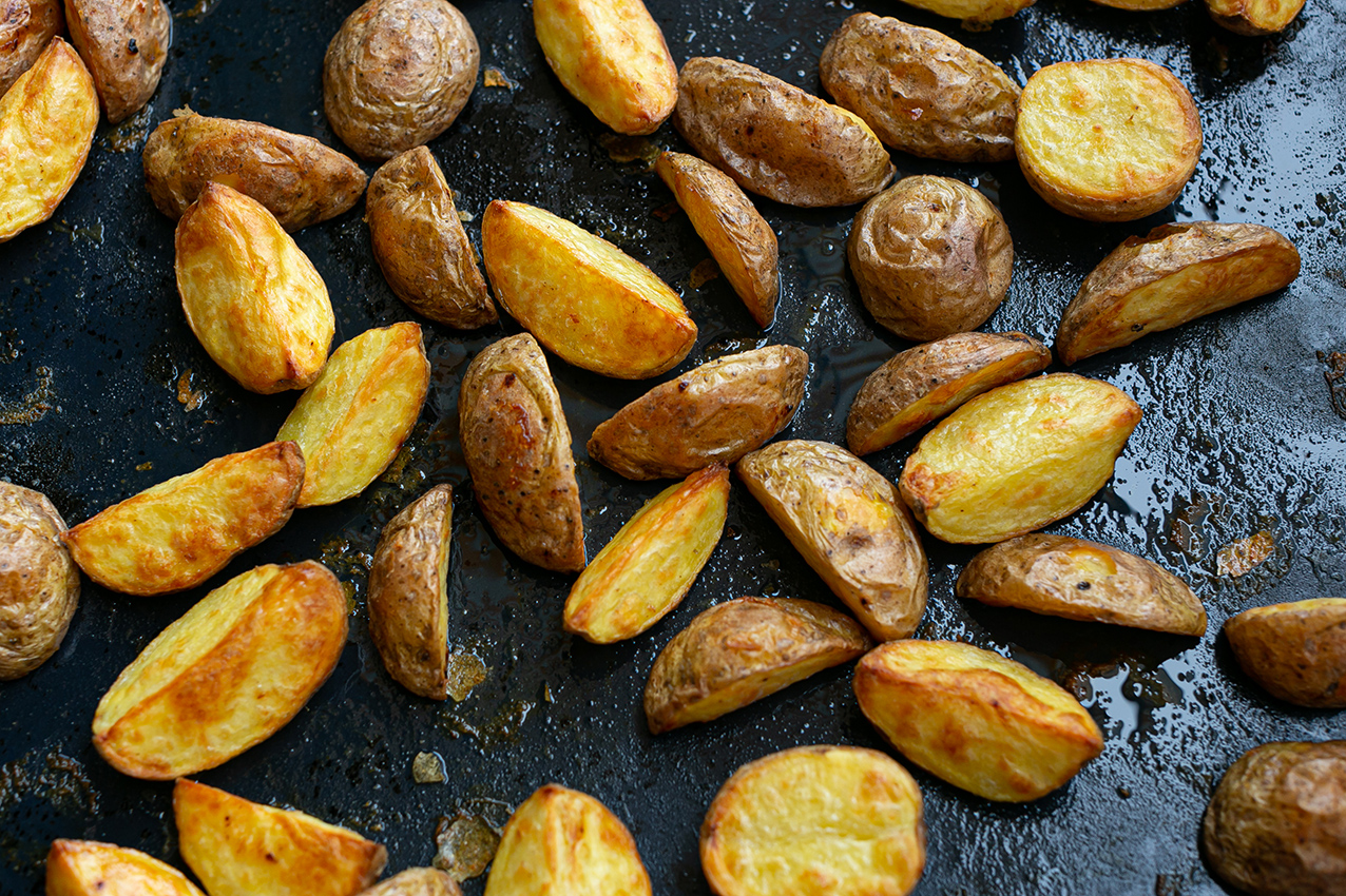 Crispy Dipped Potato Wedges - Sour cream and hot sauce