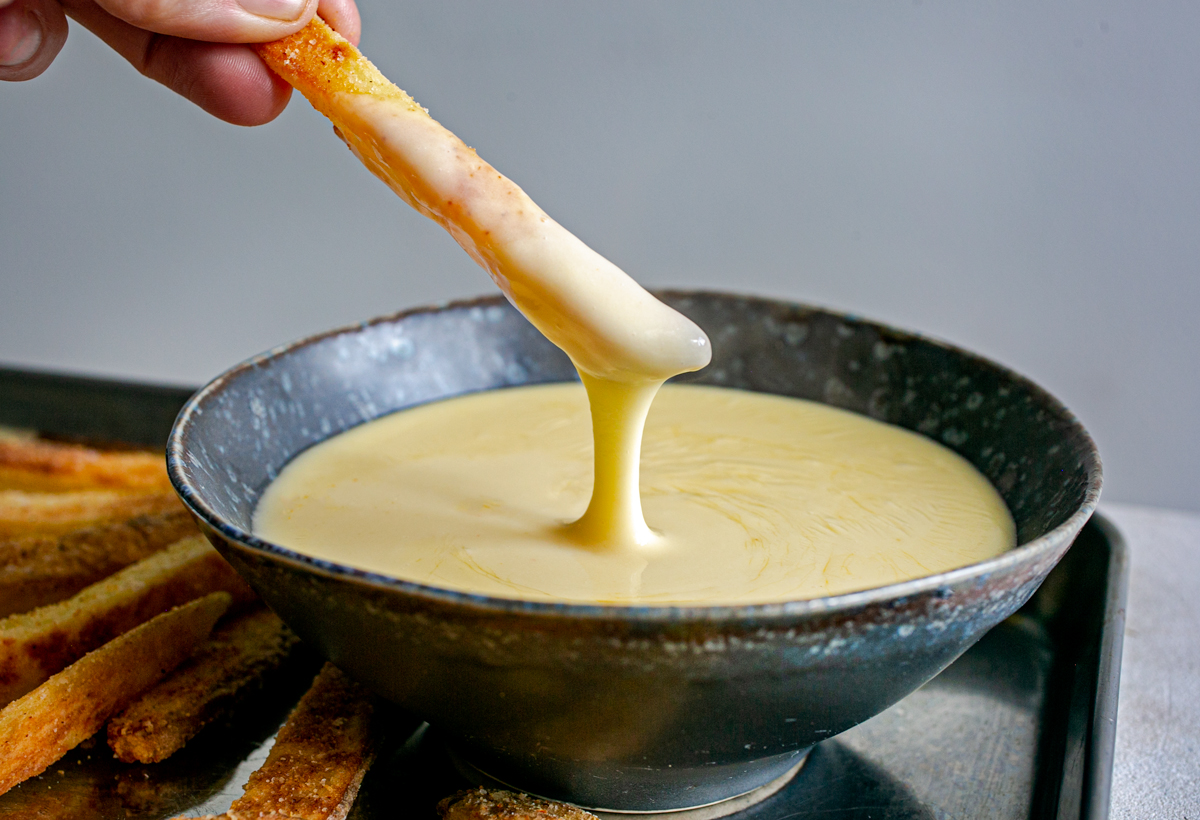 Hand Cut Chips with Fondue Dip