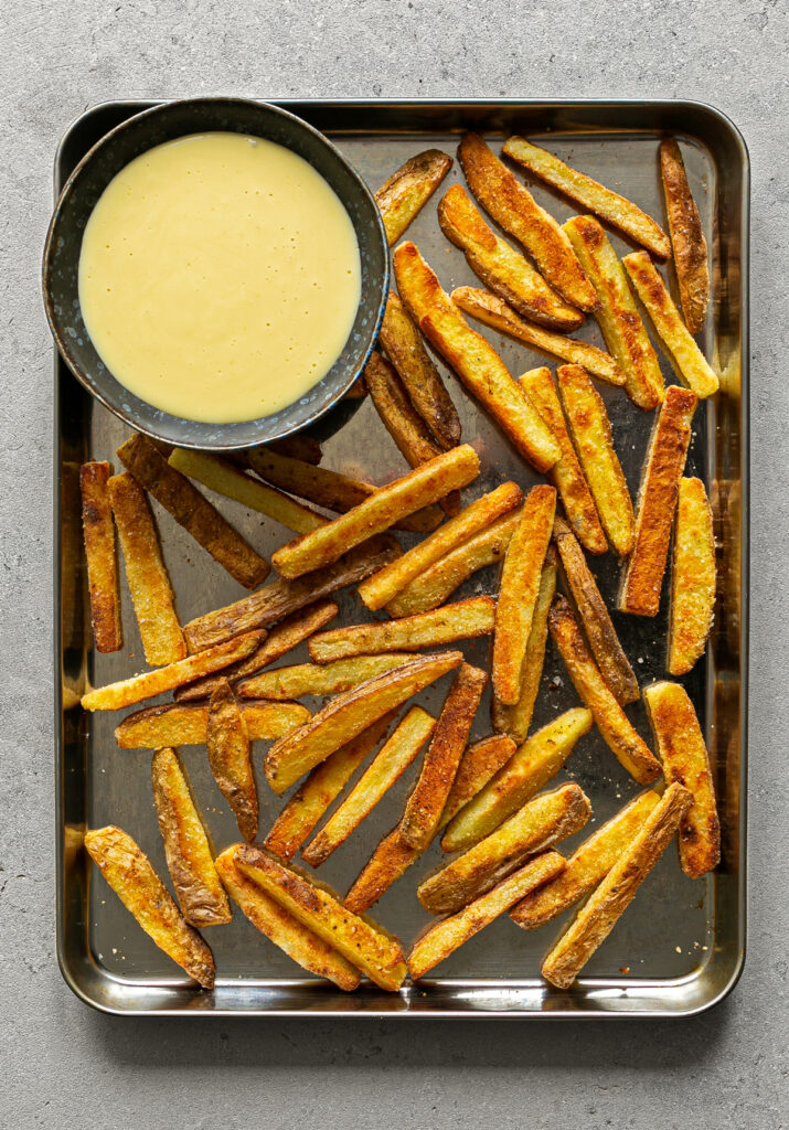 Hand Cut Chips with Fondue Dip